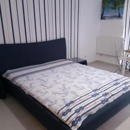 Nyota Rent Studio By The Sea Lejlighed Mamaia